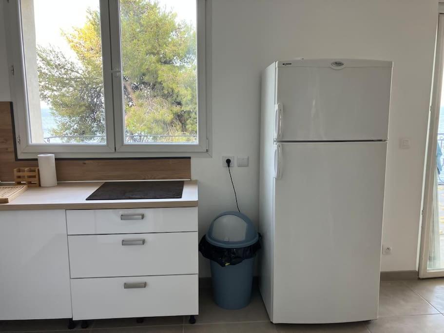 איסטרס Appartement T4 Terrasse Et Vue מראה חיצוני תמונה